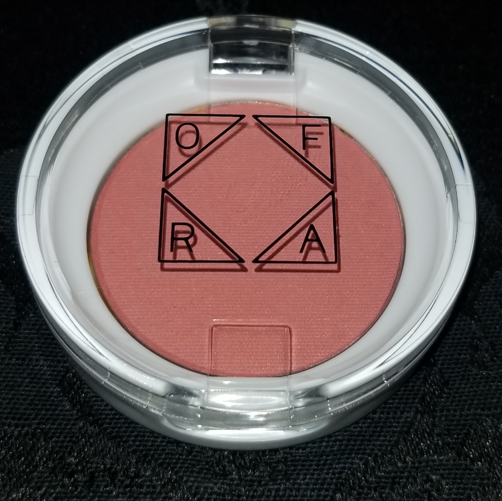 Ofra pressed blush Chameleon